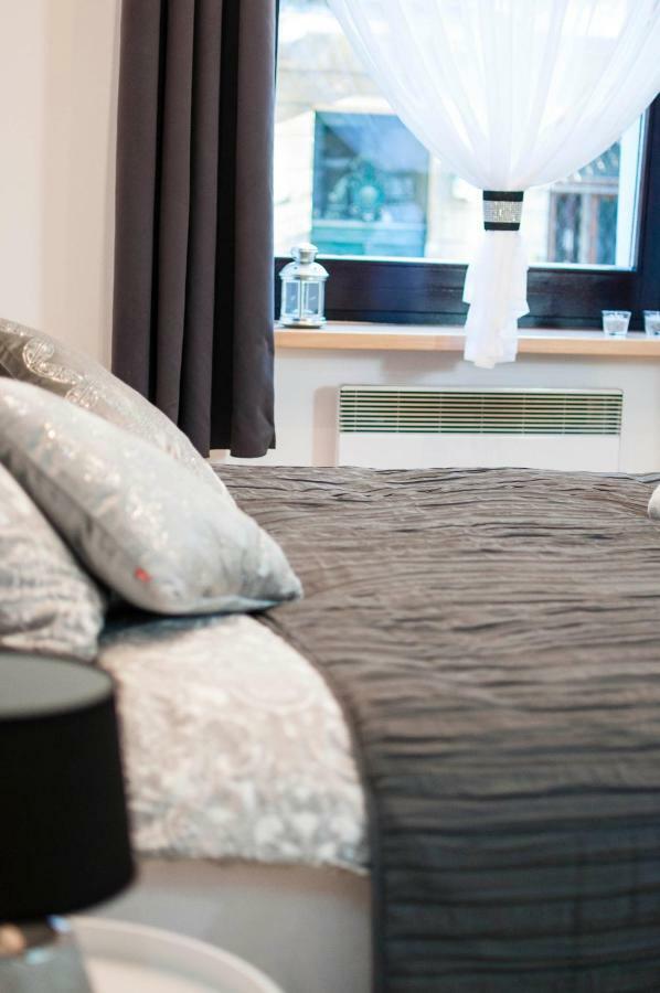 Cracow Jacuzzi Apartments - Silver Room 크라쿠프 외부 사진